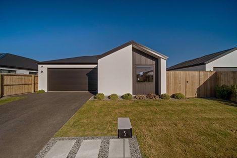 Photo of property in 5 Llew Summers Street, Belfast, Christchurch, 8051