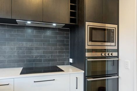 Photo of property in 28 Realm Drive, Paraparaumu, 5032