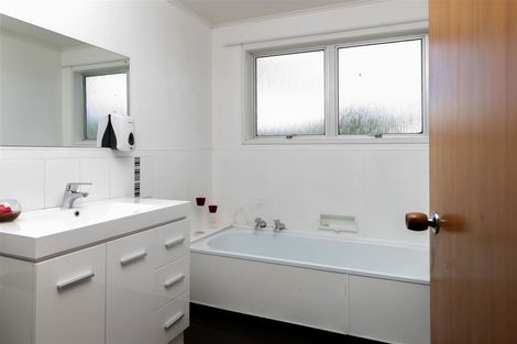 Photo of property in 8 Wadsworth Crescent, Redwoodtown, Blenheim, 7201