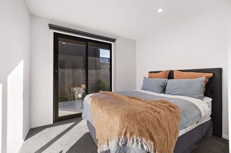 Photo of property in 19 Shepherd Road, Jacks Point, Queenstown, 9371