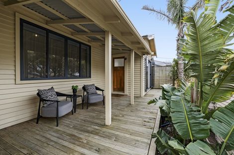 Photo of property in 12 Richmond Street, Fitzroy, New Plymouth, 4312