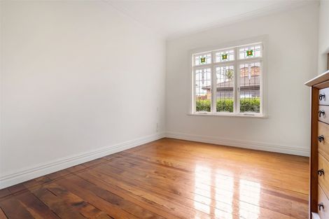 Photo of property in 21 Farquhar Road, Glendene, Auckland, 0602