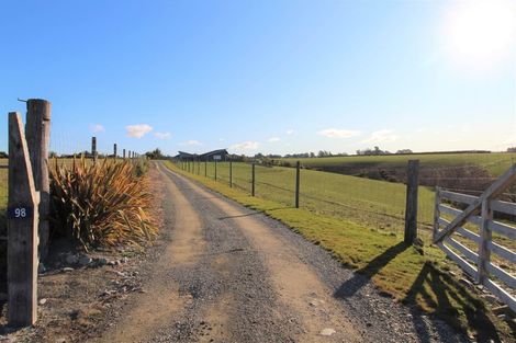 Photo of property in 98 Barton Road, Otipua Creek, Timaru, 7974