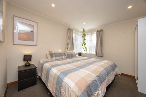 Photo of property in 38 Crewe Crescent, Hokowhitu, Palmerston North, 4410