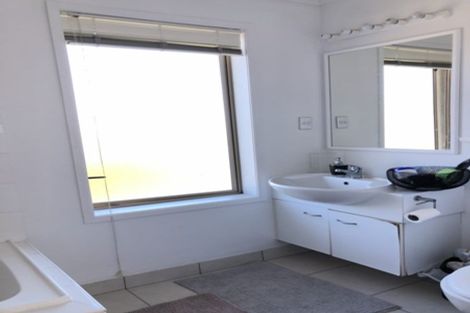 Photo of property in 49 Millennial Way, Orewa, 0931