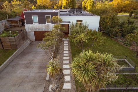 Photo of property in 10 Bridgewater Terrace, Albert Town, Wanaka, 9305