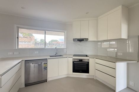 Photo of property in 186 Rangatira Road, Beach Haven, Auckland, 0626