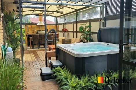 Photo of property in 1 Mull Place, Wattle Downs, Auckland, 2103