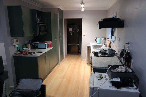 Photo of property in 136 West Harbour Drive, West Harbour, Auckland, 0618