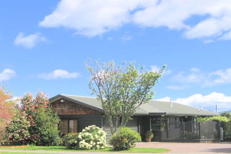 Photo of property in 44 Arrowsmith Avenue, Waipahihi, Taupo, 3330