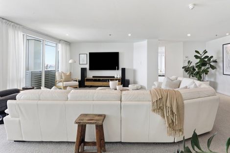 Photo of property in 1/6d Durham Street, Tauranga, 3110