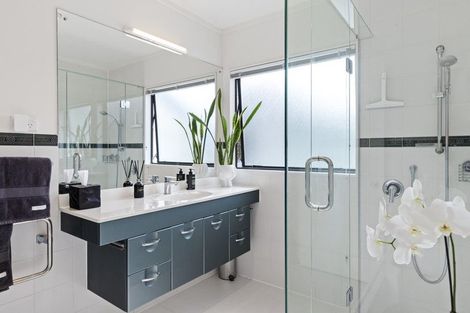 Photo of property in 3/34 Parkhill Road, Mellons Bay, Auckland, 2014