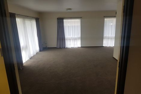 Photo of property in 45 Meadway, Sunnyhills, Auckland, 2010
