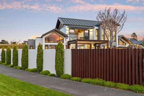 Photo of property in 21 Bluestone Drive, Parklands, Christchurch, 8083