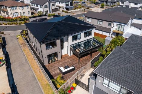 Photo of property in 7 Headsail Drive, Long Bay, Auckland, 0630