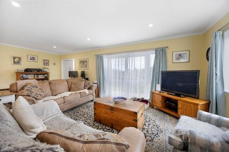 Photo of property in 1 Ataahua Place, Featherston, 5710