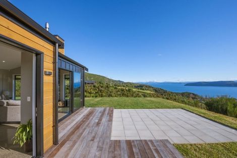 Photo of property in 27 Locheagles Rise, Kinloch, Taupo, 3377