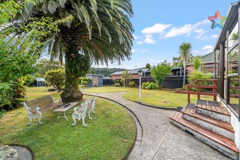 Photo of property in 21 Bledisloe Crescent, Wainuiomata, Lower Hutt, 5014