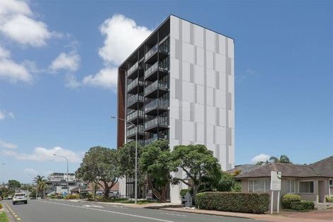 Photo of property in 202/10 Auburn Street, Takapuna, Auckland, 0622