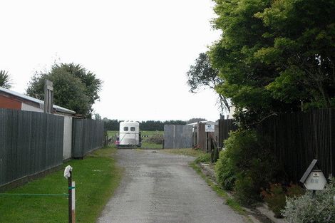 Photo of property in 8a Te One Place, Redwood, Christchurch, 8051