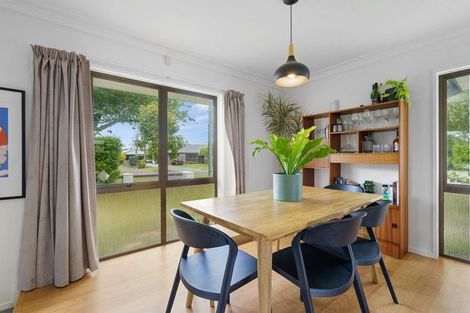 Photo of property in 45 Weld Street, Cambridge, 3434