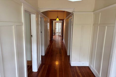 Photo of property in 90 Waipapa Road, Hataitai, Wellington, 6021