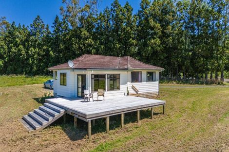 Photo of property in 813 Whangaripo Valley Road, Whangaripo, Wellsford, 0972