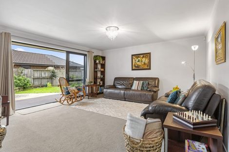 Photo of property in 52 Aquila Crescent, Rototuna North, Hamilton, 3210