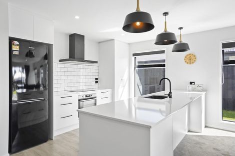 Photo of property in 13 Aroha Street, Pegasus, 7612