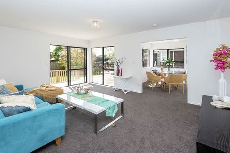 Photo of property in 1/328 Bucklands Beach Road, Bucklands Beach, Auckland, 2012