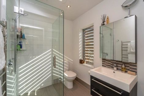 Photo of property in 3 Eagle Place, Martinborough, 5711