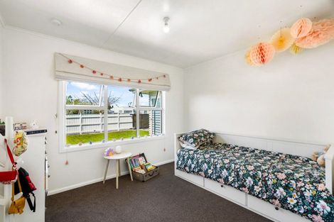 Photo of property in 211 Lumsden Road, Akina, Hastings, 4122
