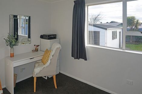 Photo of property in 6 Milford Street, Heidelberg, Invercargill, 9812