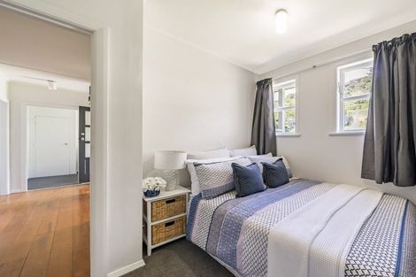 Photo of property in 28 Judd Crescent, Naenae, Lower Hutt, 5011