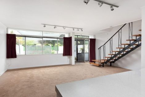 Photo of property in 1 Weld Street, Blenheim, 7201