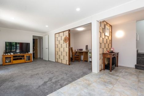 Photo of property in 39a Evelyn Road, Cockle Bay, Auckland, 2014