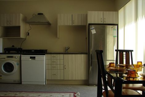 Photo of property in 9 Keating Rise, Northcross, Auckland, 0632