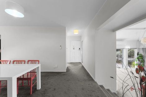 Photo of property in 7 Phoenix Place, Papatoetoe, Auckland, 2025