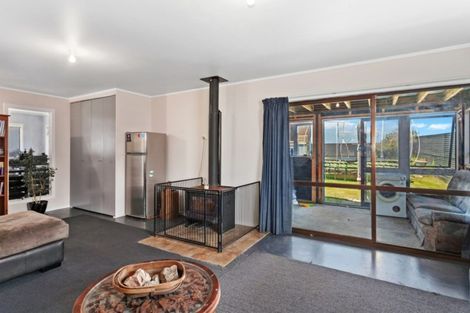 Photo of property in 97 College Road, Edgecumbe, 3120