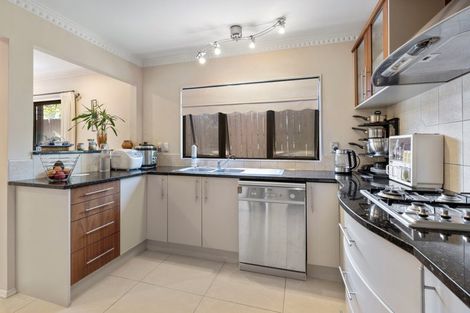 Photo of property in 153a Bucklands Beach Road, Bucklands Beach, Auckland, 2012