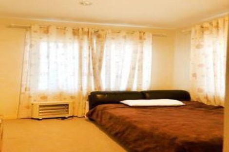 Photo of property in 2 Coolaghy Drive, Flat Bush, Auckland, 2019