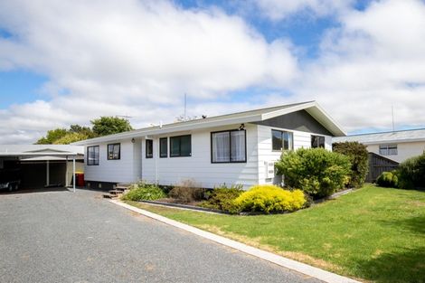 Photo of property in 10 Darlington Street, Ngatea, 3503