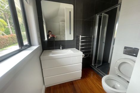 Photo of property in 261 Lake Road, Belmont, Auckland, 0622