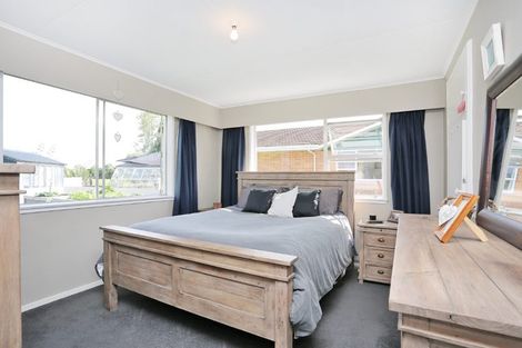 Photo of property in 68 Hillary Street, Winton, 9720