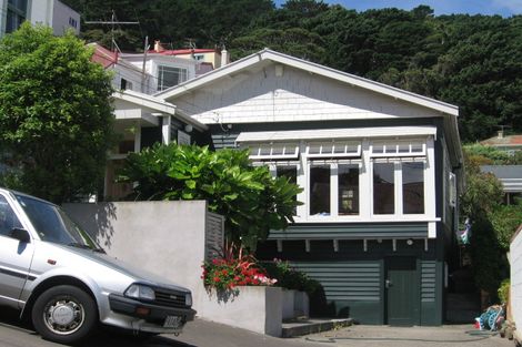 Photo of property in 2 Port Street, Mount Victoria, Wellington, 6011