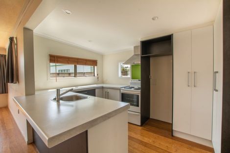 Photo of property in 36 Athenree Road, Athenree, Katikati, 3177