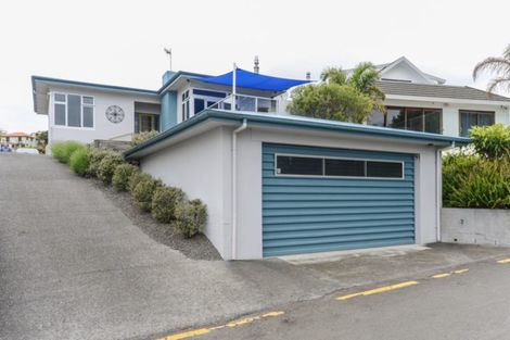 Photo of property in 5 Milton Terrace, Hospital Hill, Napier, 4110