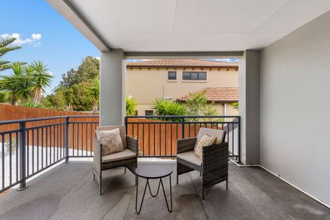 Photo of property in 36 Gold Street, Albany Heights, Auckland, 0632