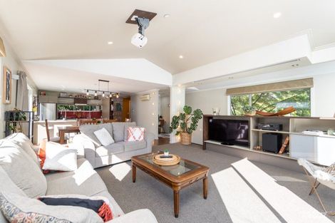 Photo of property in 41 Norana Road, Maoribank, Upper Hutt, 5018