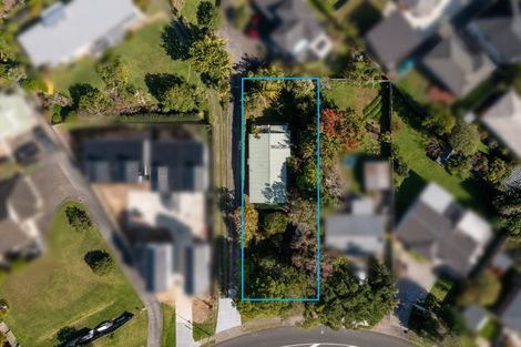 Photo of property in 64 County Road, Torbay, Auckland, 0630